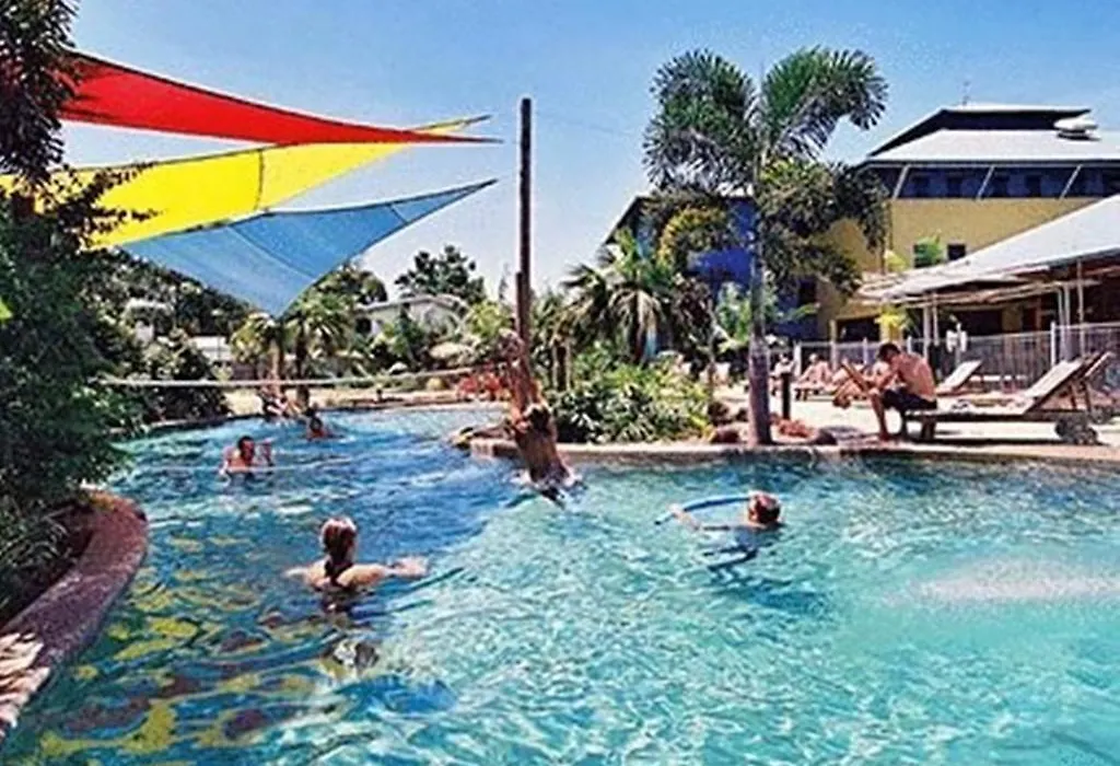Summer House Cairns-1